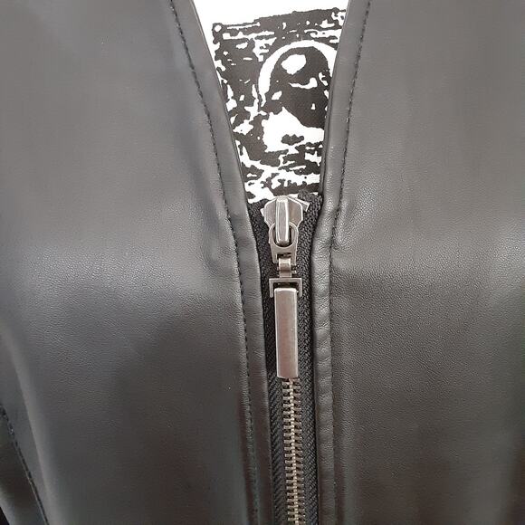 Denim & Co Womens M Black Leather Jacket Zip Front Slim Biker Jacket Mob Wife - Picture 3 of 10